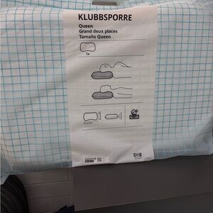 Que KLUBBSPORRE Queen Pillow - White and Blue